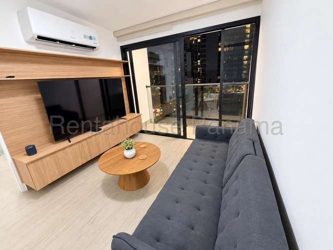 Alquiler apartamento amoblado en PH Armonía, Bella Vista | uVIK-27-3162