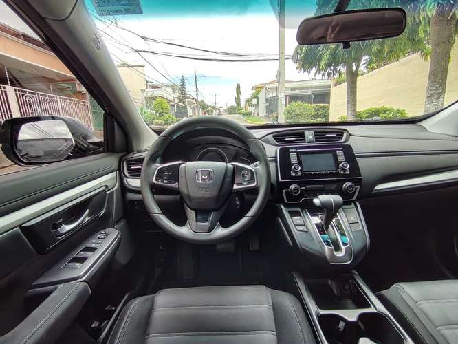 HONDA CRV 2017 AUTOMÁTICA ÚNICO DUEÑO NEGOCIABLE  - Imagen 15