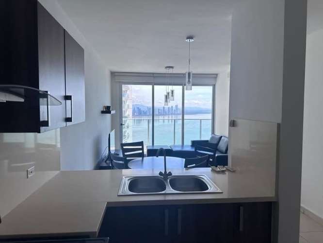 Alquiler Pta Pacífica: Alquiler Oasis on the Bay | Amoblado Vista al Mar $1300