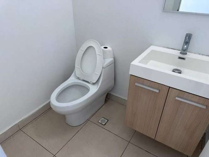 Alquiler Pta Pacífica: Alquiler Oasis on the Bay | Amoblado Vista al Mar $1300