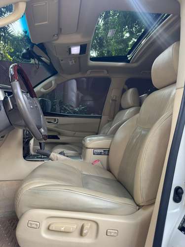 LEXUS LX $28,900 - Imagen 6