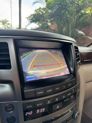 LEXUS LX $28,900 - Imagen 12