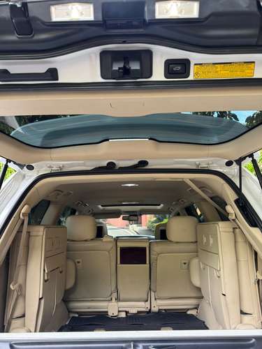LEXUS LX $28,900 - Imagen 11
