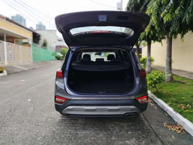 HYUNDAI SANTA FE 2019 AUTOMÁTICA ÚNICO DUEÑO NEGOCIABLE  - Imagen 8