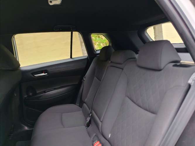 TOYOTA COROLLA CROSS 2023 AUTOMÁTICA SEMINUEVO NEGOCIABLE  - Imagen 7