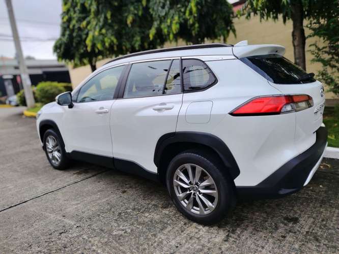 TOYOTA COROLLA CROSS 2023 AUTOMÁTICA SEMINUEVO NEGOCIABLE  - Imagen 18