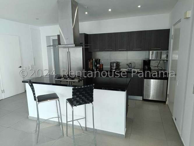 Alquiler Apartamento Av. Balboa, Bella Vista, Panamá. MAR27-3174