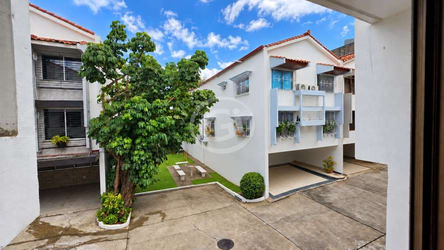 Venta Casa Exclusivo Residencial Manzana de Obarrio Precio de Remate - Imagen 4