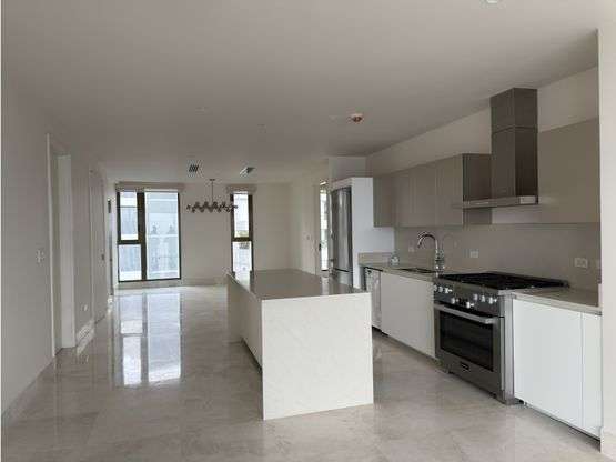 Ocean Reef Islands | PH Seascape 135 m², 2 recámaras y vista al mar 