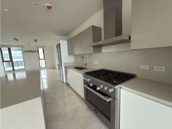 Ocean Reef Islands | PH Seascape 135 m², 2 recámaras y vista al mar 