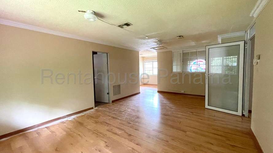 Alquiler de casa de 5 recámaras y 6 baños en Clayton, la mejor ubicación - Imagen 8