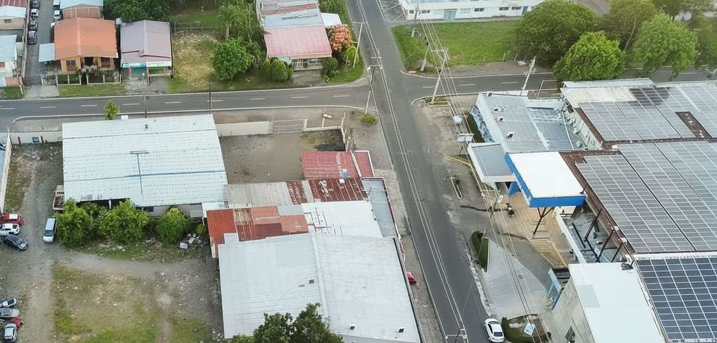 Propiedad de 1,826 m² cerca del Hospital Chiriquí, David | 500 m² con 5 recámaras y 5 baños - Imagen 5