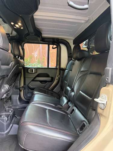 JEEP GLADIATOR 2020  - Imagen 20