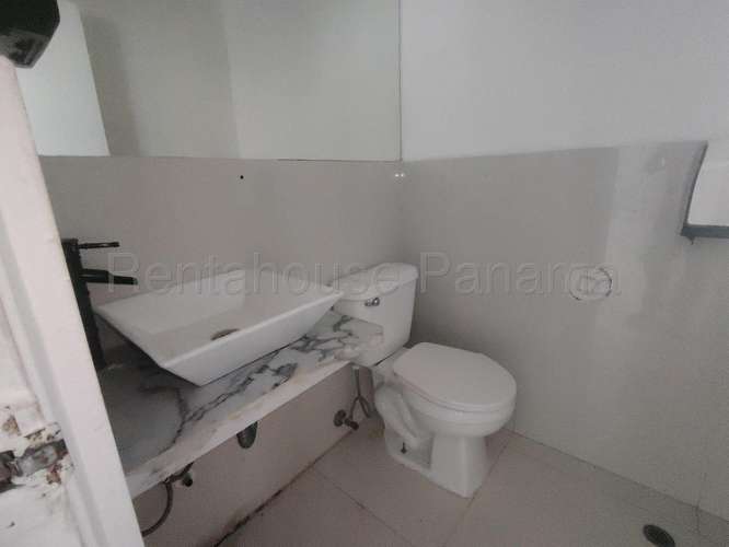Alquiler local comercial en La Riviera, Marbella - vista a la calle | uVIK-27-2681 - Imagen 8