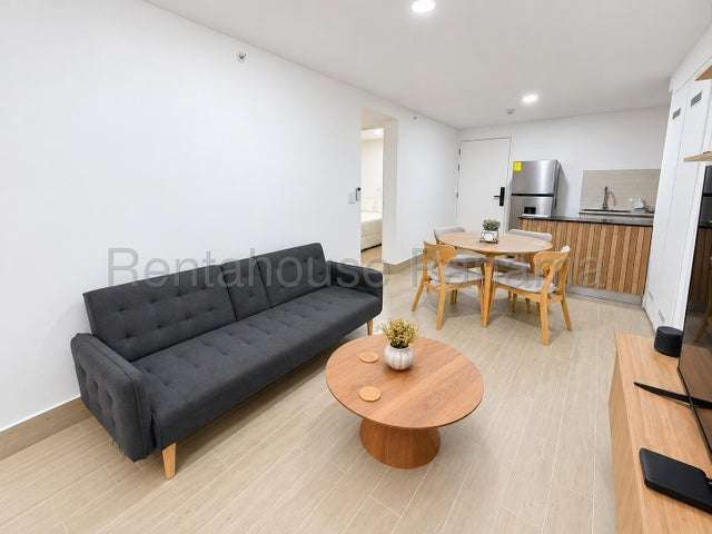 Alquiler de apartamento amoblado en Armonía, Bella Vista *