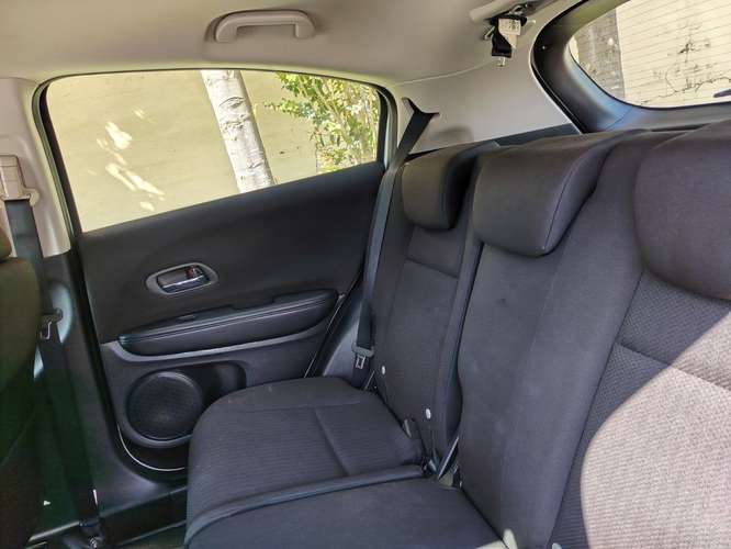 HONDA HRV 2016 AUTOMÁTICA ÚNICO DUEÑO NEGOCIABLE  - Imagen 8