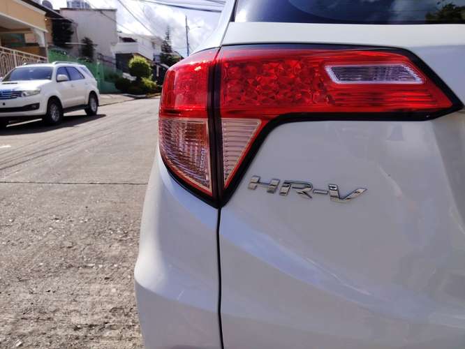 HONDA HRV 2016 AUTOMÁTICA ÚNICO DUEÑO NEGOCIABLE  - Imagen 10