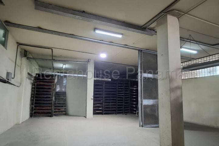 ALQUILER LOCAL COMERCIAL EN SAVANA, CALIDONIA 26ML2816 - Imagen 2