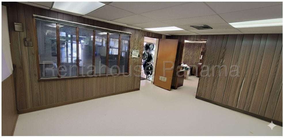 ALQUILER LOCAL COMERCIAL EN SAVANA, CALIDONIA 26ML2816 - Imagen 17