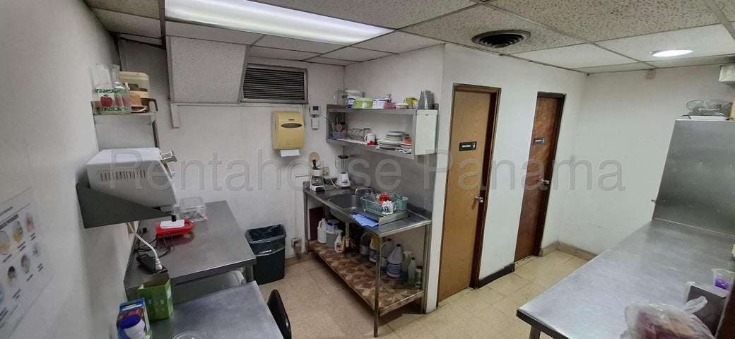 ALQUILER LOCAL COMERCIAL EN SAVANA, CALIDONIA 26ML2816 - Imagen 6