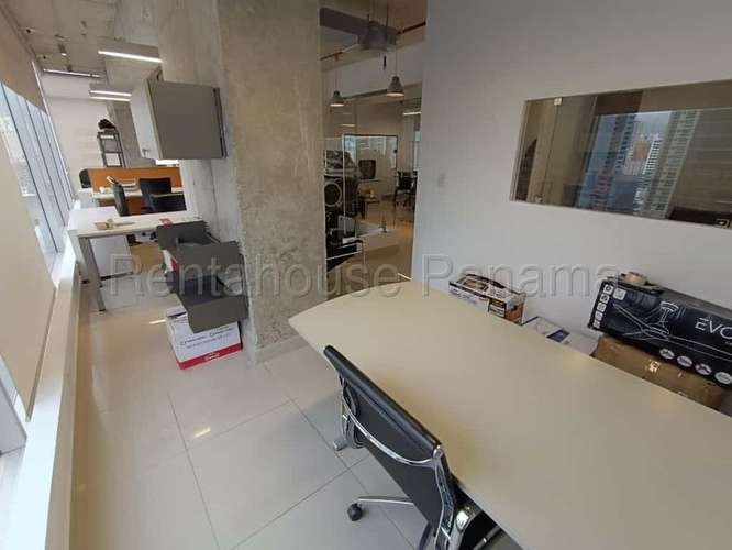 Alquiler de oficina en Obarrio - Imagen 11