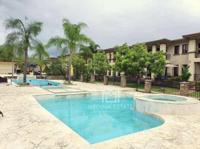 ALQUILO TOWNHOUSE  EMBASSY CLUB, CLAYTON  326 m²  3 RECÁMARAS  JARDÍN - Imagen 18