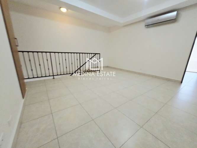 ALQUILO TOWNHOUSE  EMBASSY CLUB, CLAYTON  326 m²  3 RECÁMARAS  JARDÍN - Imagen 5