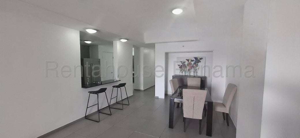 VENTA DE APARTAMENTO AMOBLADO EN YACHT CLUB, AV. BALBOA 26ML5857