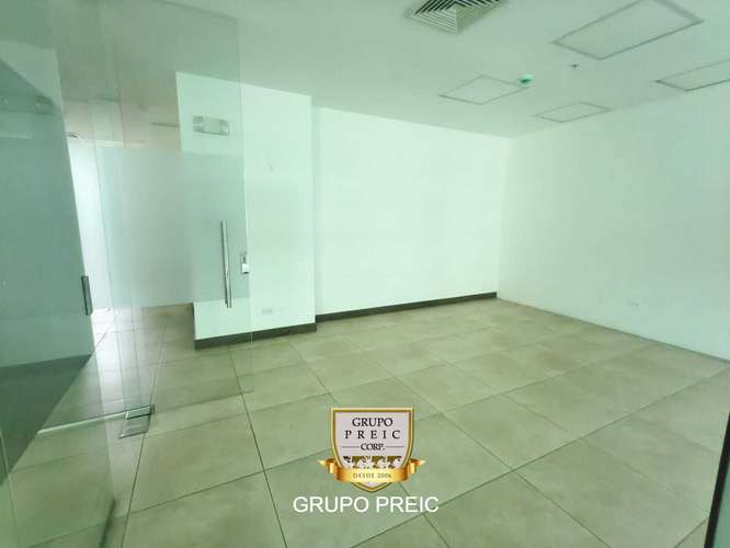 Oficina en alquiler obarrio Ph Atrium $1000 IG - Imagen 4