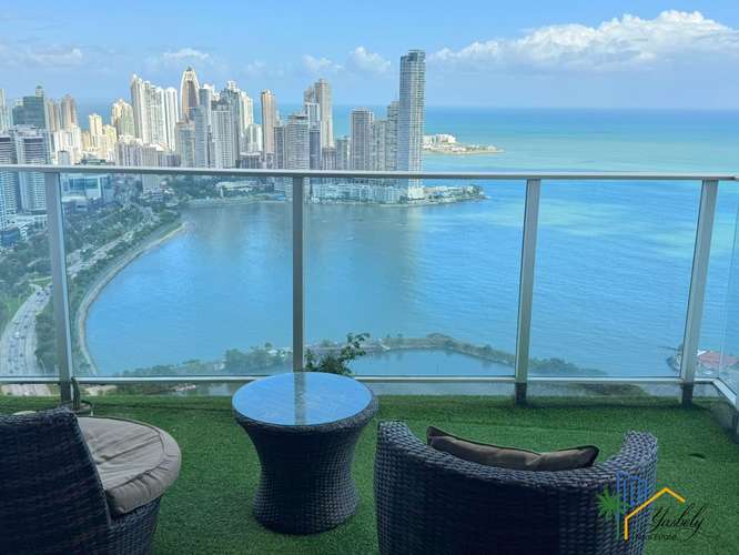 Ocean views | Ave. Balboa | Amueblado 140 m², 2 recámaras y 2 estacionamientos