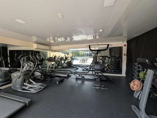 Alquiler de Apartamento en PH ALTAVISTA TOWERS - El Bosque - C.J.
