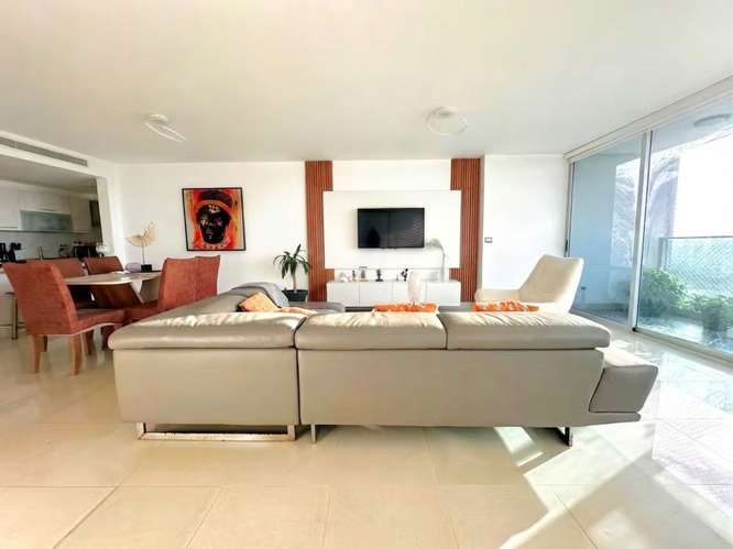 Apartamento en Villa de las Fuentes I 3 Rec I Amoblado I Con balcón y 2 parking