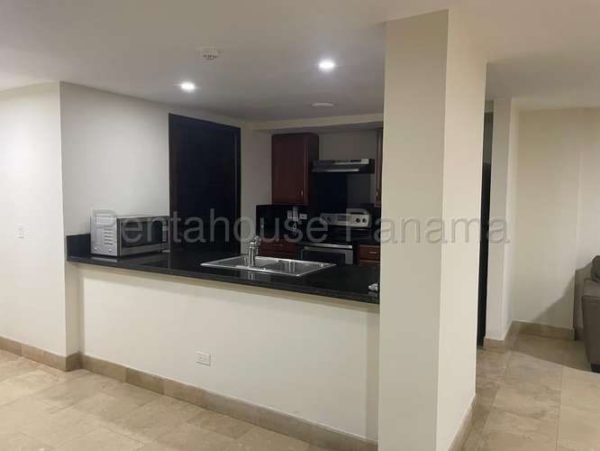 Apartamento en Alquiler en Casco Viejo Mv