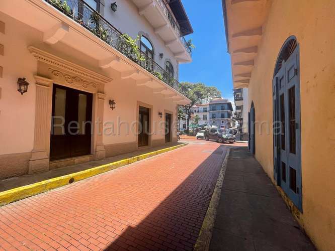 Apartamento en Alquiler en Casco Viejo Mv