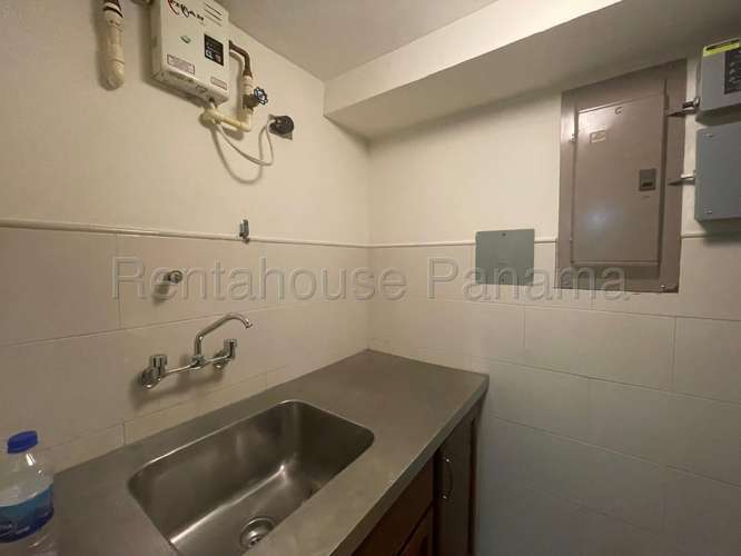 Apartamento en Alquiler en Casco Viejo Mv