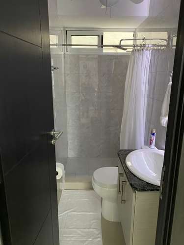 Alquiler de apartamento amueblado en San Francisco con acceso directo al Parque Omar