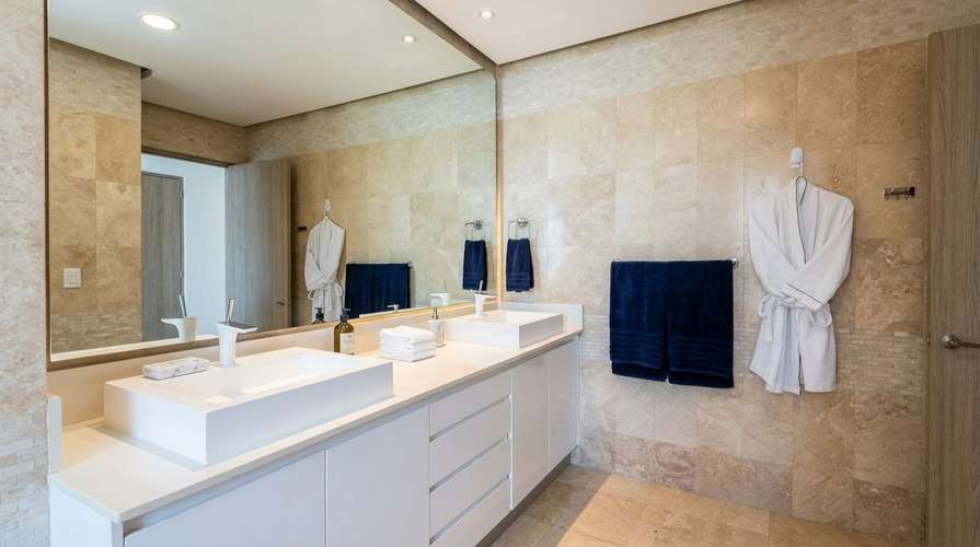 PUNTA PACIFICA I 628 M² I TERRA PRIVADA CON JACUZZI + 4 PARKING 
