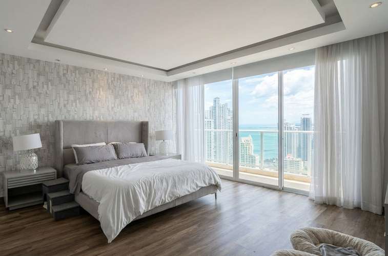 PUNTA PACIFICA I 628 M² I TERRA PRIVADA CON JACUZZI + 4 PARKING 