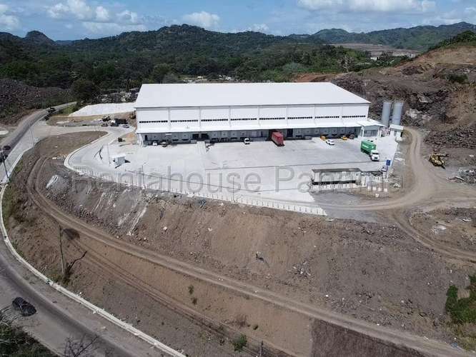 I6829GRR Alquiler de Galera en Ancon - Imagen 19