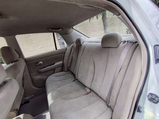 NISSAN TIIDA 2011 MANUAL ÚNICO DUEÑO NEGOCIABLE  - Imagen 5