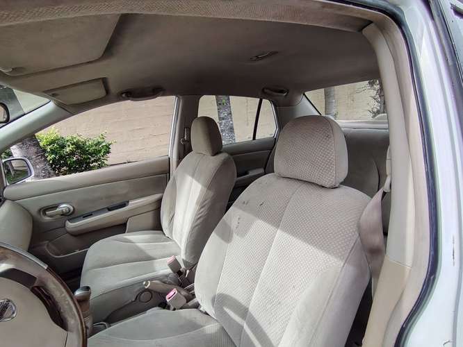 NISSAN TIIDA 2011 MANUAL ÚNICO DUEÑO NEGOCIABLE  - Imagen 7