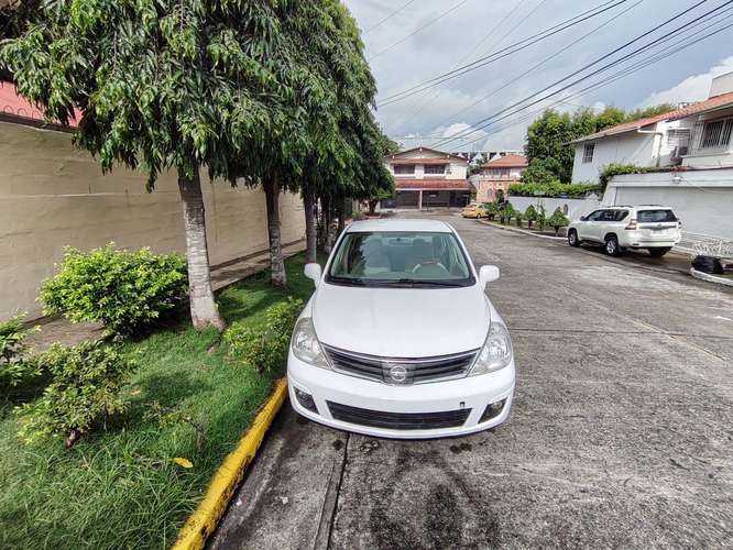 NISSAN TIIDA 2011 MANUAL ÚNICO DUEÑO NEGOCIABLE  - Imagen 2