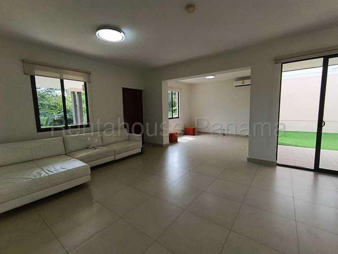 Casa En Alquiler En Panamá Pacífico YM - Imagen 3