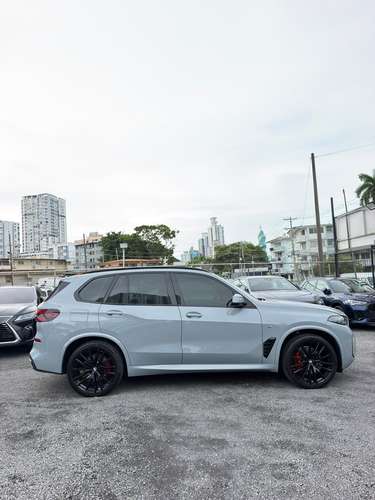 BMW X5 PAQUETE M 2024 - Imagen 5