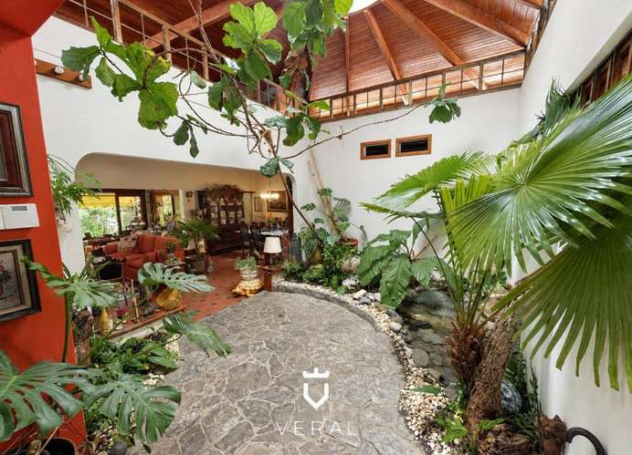 Venta de Casa en Los Ángeles, Betania | 1,208 m² de Terreno | 2 Residencias, Sauna y Terraza (PD) - Imagen 4
