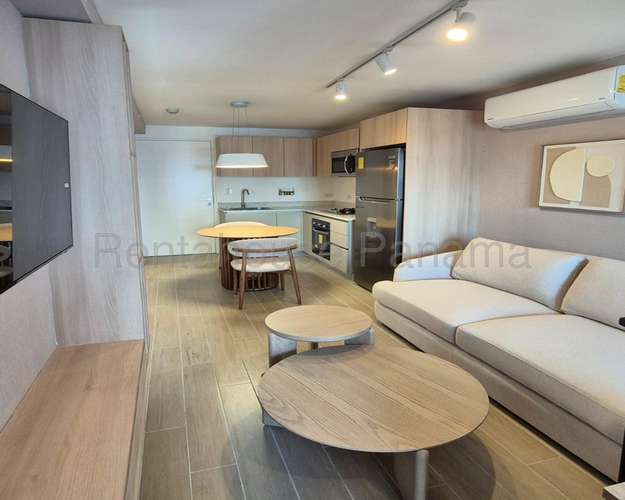 Apartamento en Alquiler en Bellavista. PH ARMONIA. 27LDC3166