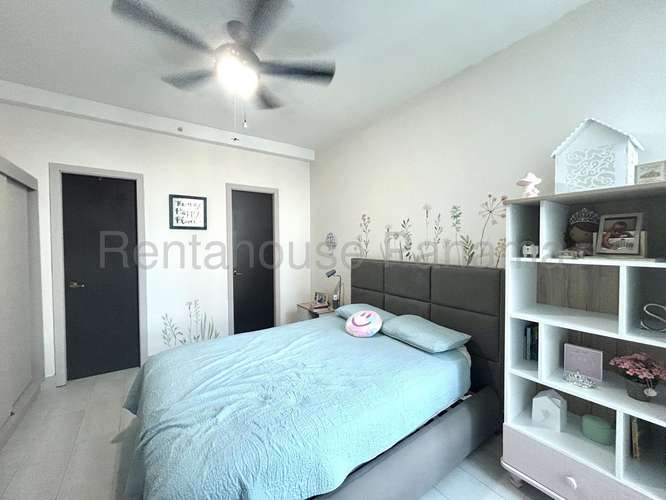 Apartamento en Alquiler en Bella Vista Mv