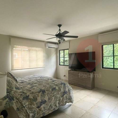 CASA EN ALQUILER EN CLAYTON – PH CLAYTON VILLAGE – 350 M² – PISCINA PRIVADA, AMPLIO PATIO Y TERRAZA TECHADA - Imagen 8