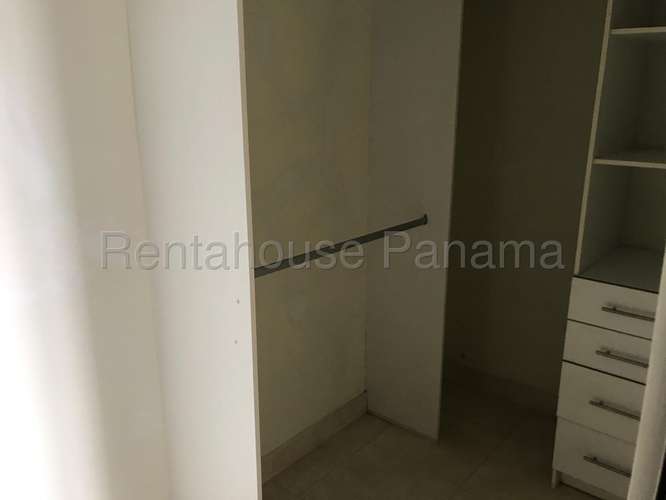 Apartamento en Alquiler en Dos Mares Mv