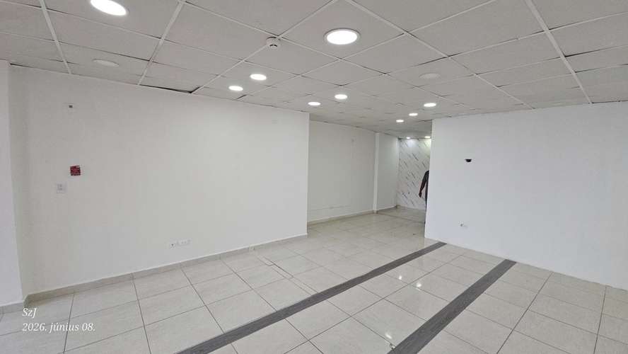 Alquiler de Local comercial en Vía Porras, 65m2 - Imagen 8